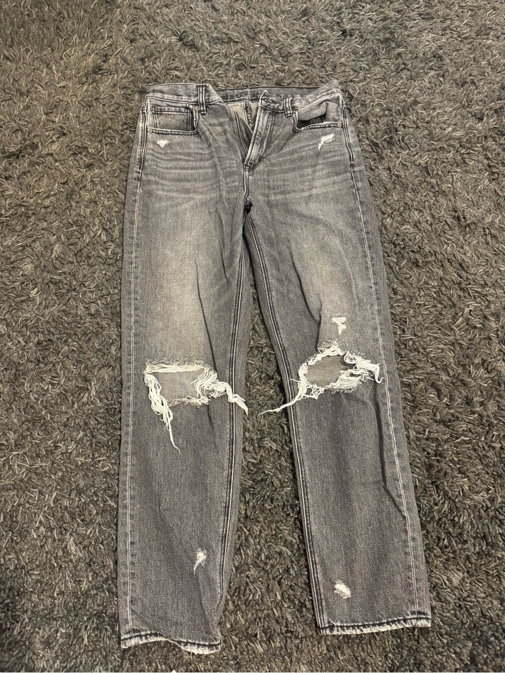 American Eagle Outfitters Grey Distressed Boyfriend Jeans